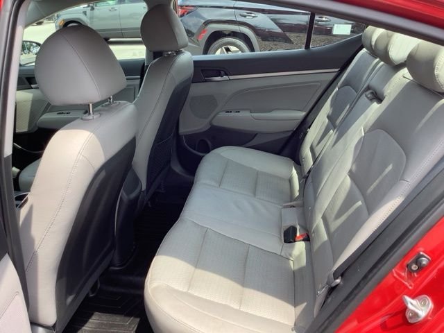 Used 2017 Scarlet Red Hyundai Limited image 10