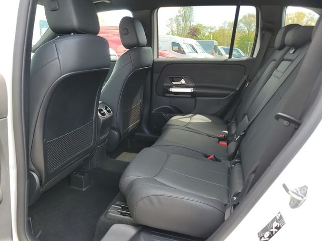 Certified Used 2023  Mercedes-Benz GLB 250 image 16