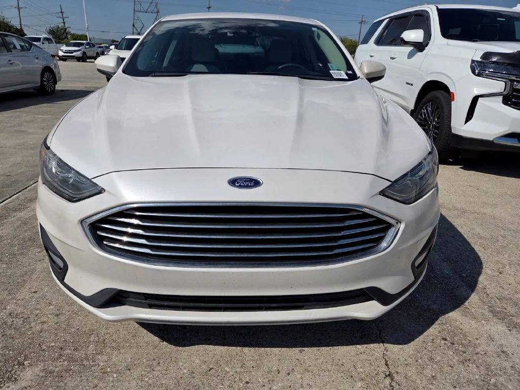 Used 2019 White Ford SE image 7