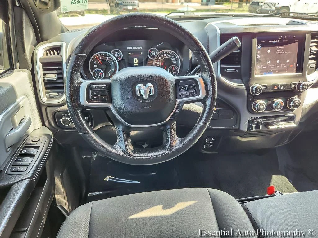 Used 2022 White Ram Big Horn image 12