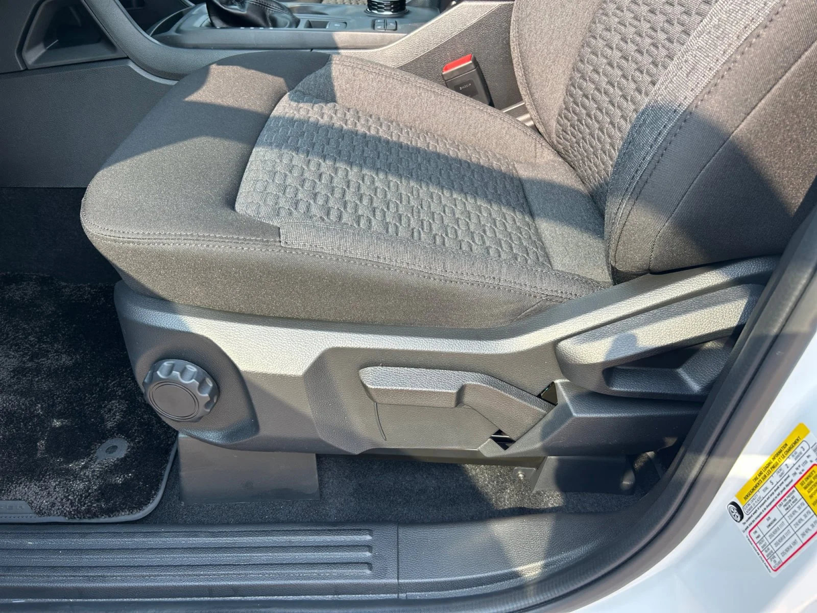 New 2026 Oxford White Ford XLT image 14