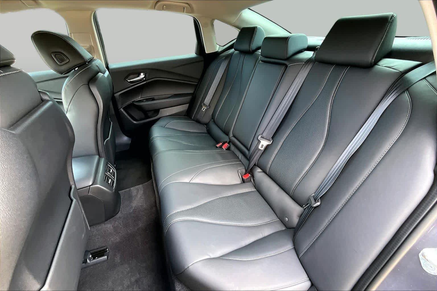 Used 2022 Modern Steel Metallic Acura w/Technology Package image 21