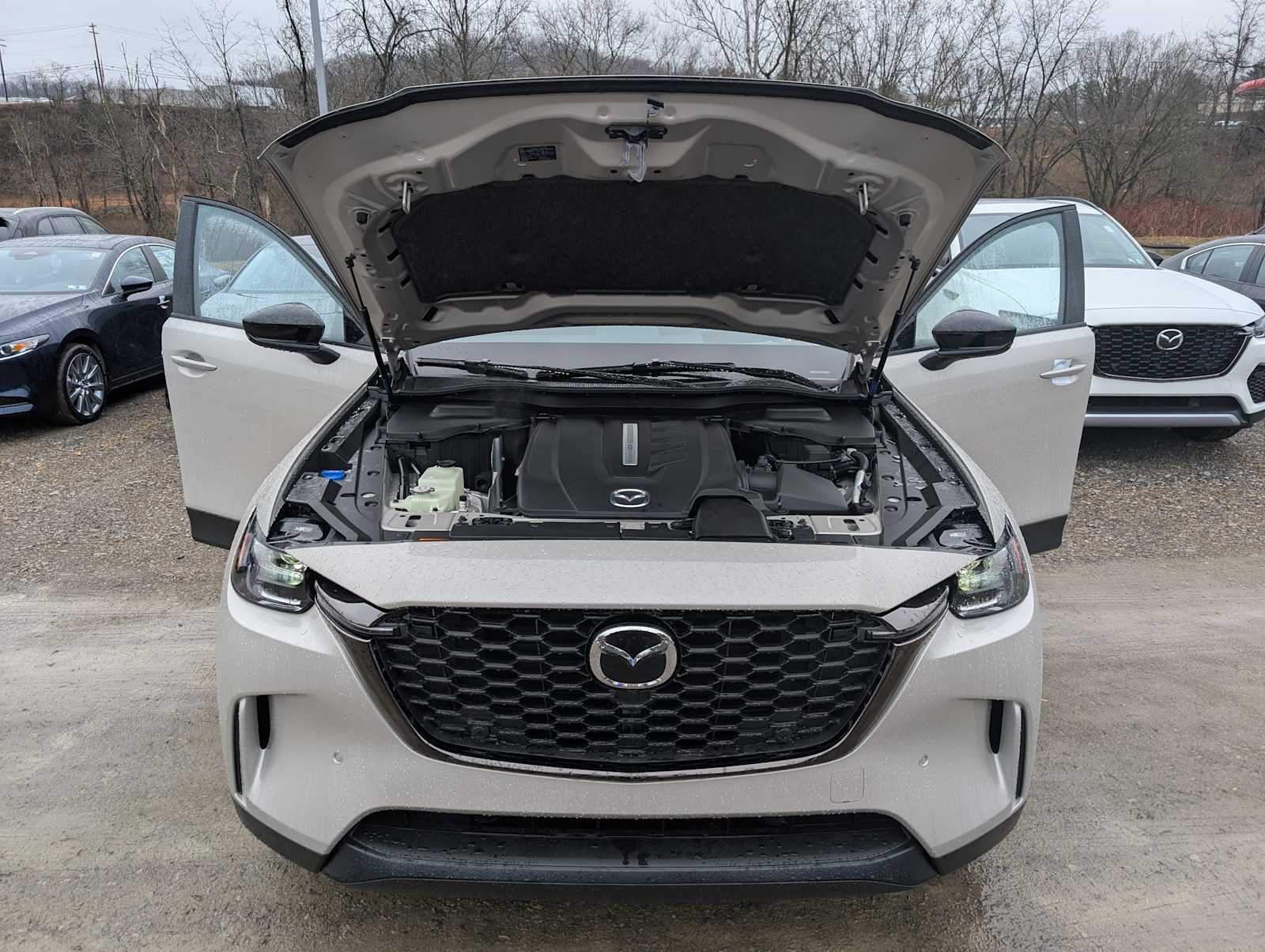 2026 Mazda CX-90 Premium Package - Photo 9