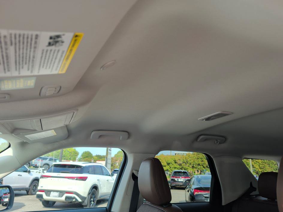 Used 2025 Oxford White Ford Outer Banks image 27