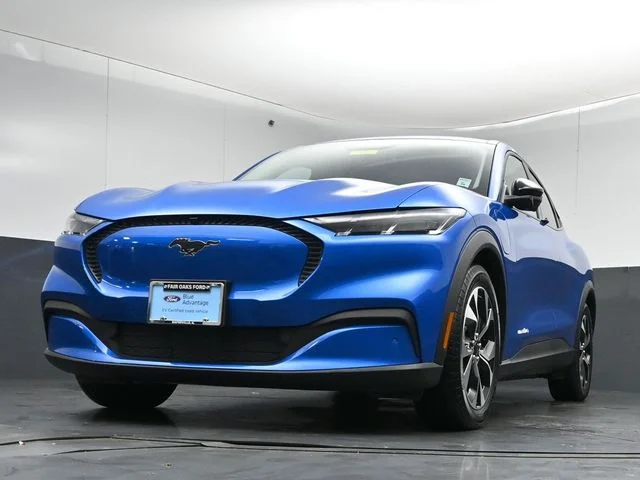 Certified Used 2025 Velocity Blue Metallic Ford Select image 37