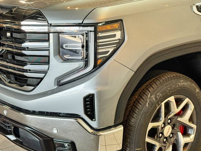2026 GMC Sierra 1500 SLT - Photo 12