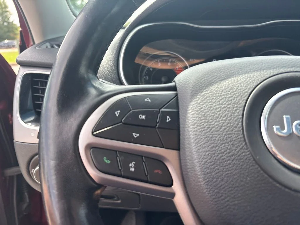 Used 2021 Red Jeep Limited image 22