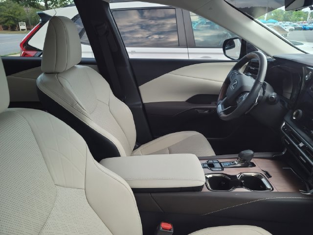 Used 2024 Black Lexus 350h Premium Plus image 4