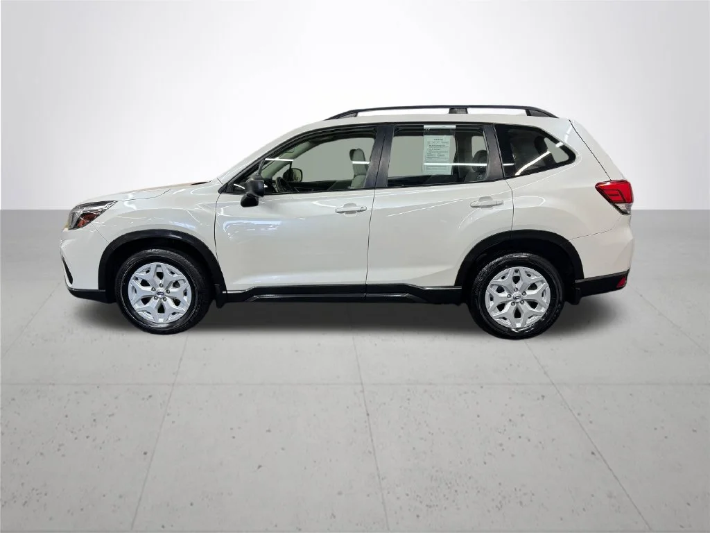 Used 2021 White Subaru Base image 3