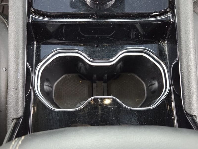 Used 2023 Metallic Jeep Altitude image 20
