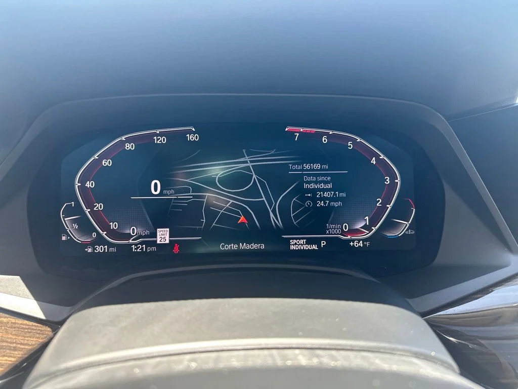 Used 2021 White BMW xDrive40i image 18