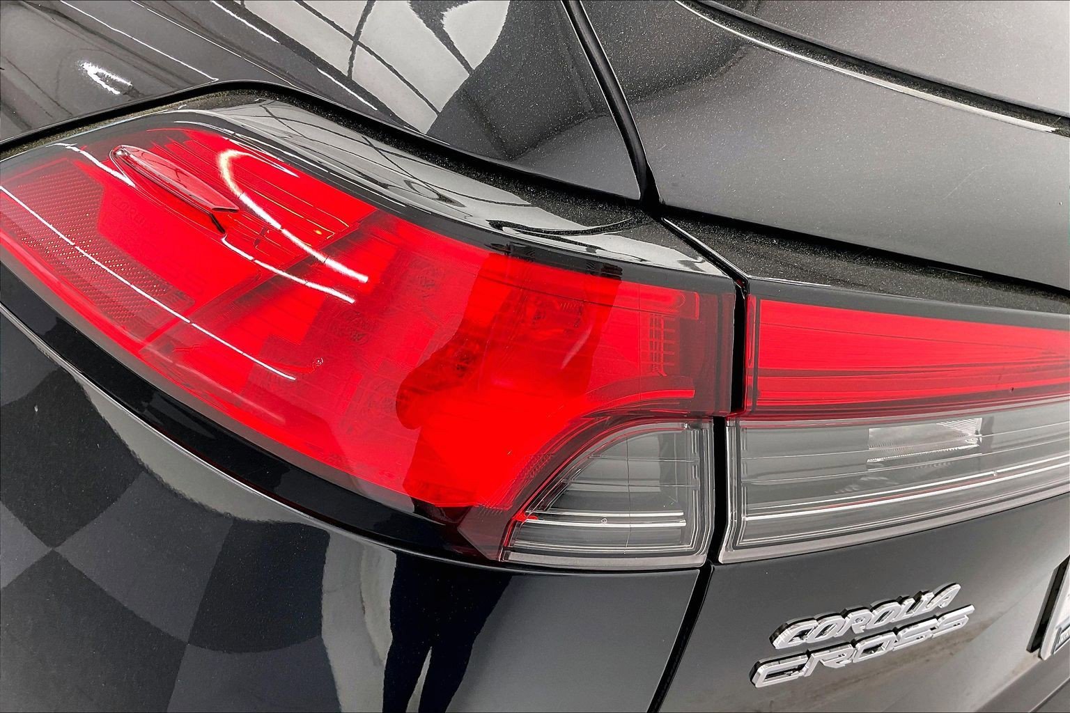 2026 Toyota Corolla Cross XLE - Photo 16