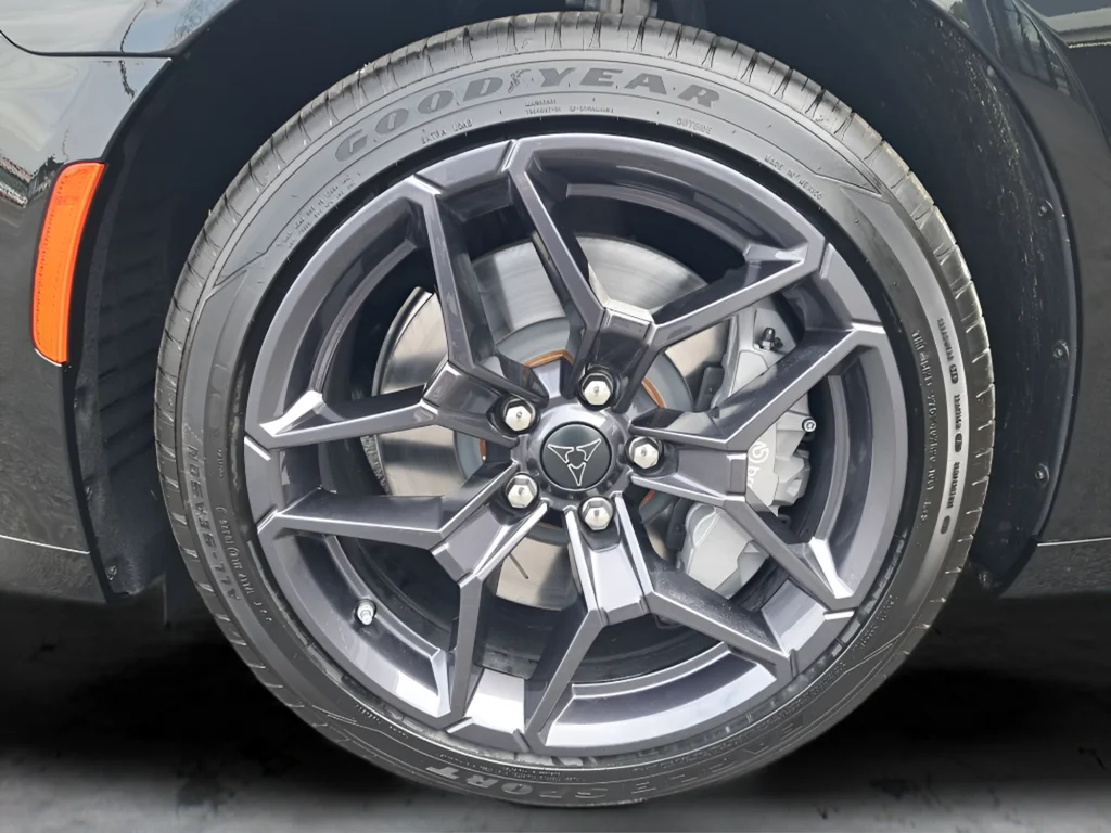 New 2026 Diamond Black Crystal Pearlcoat Dodge R/T Plus image 28