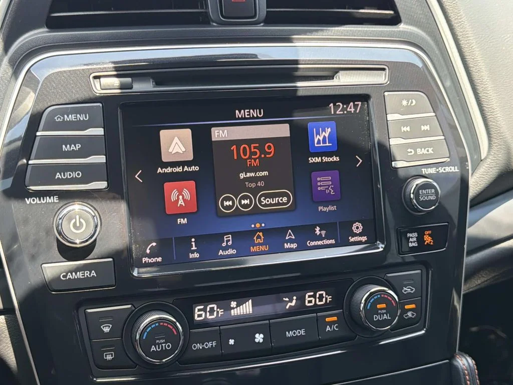 Certified Used 2020 GUN METALLIC Nissan SR image 13