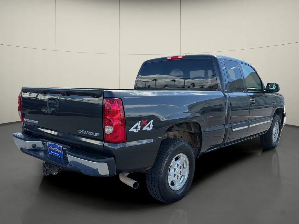 Used 2003 Gray Chevrolet LS image 7