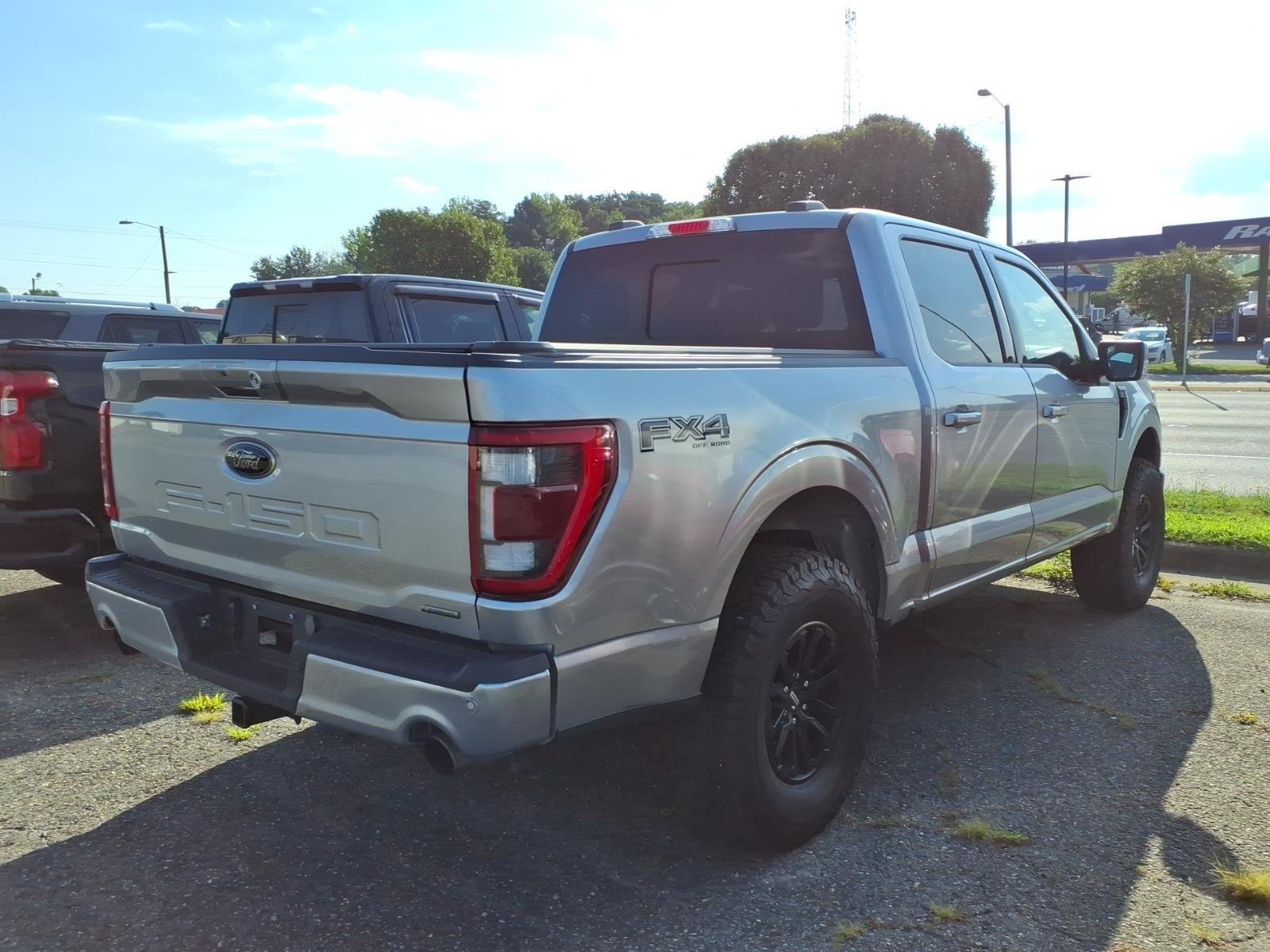 Used 2023 Iconic Silver Metallic Ford LARIAT image 6