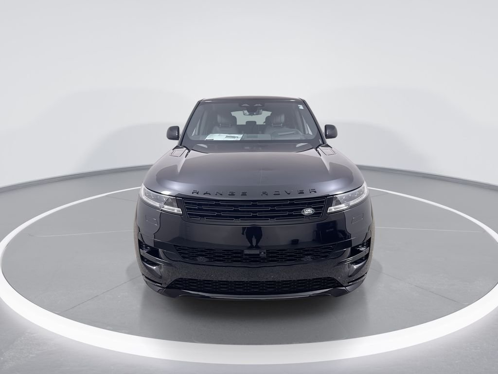 New 2026 SANTORN BLK MET Land Rover Dynamic SE image 3