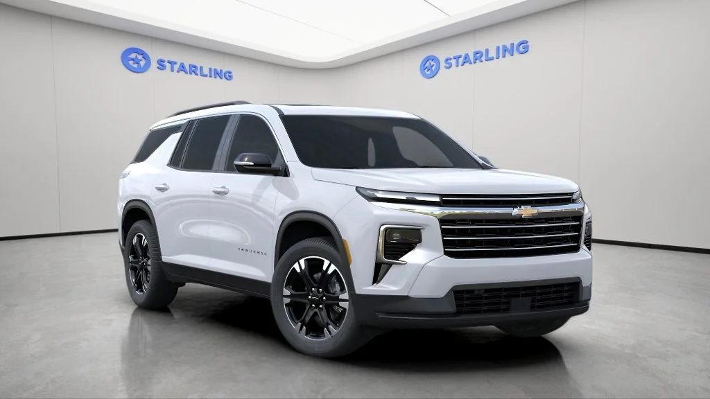 New 2027 Polar White Tricoat Chevrolet LT image 5