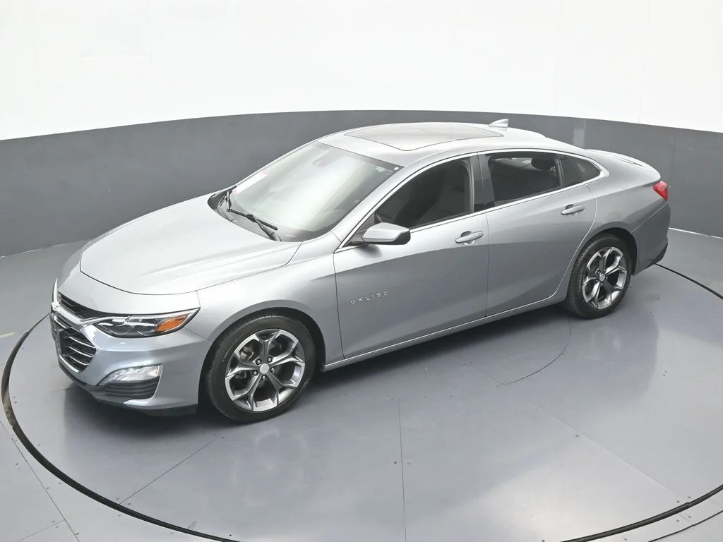 Used 2024 Sterling Gray Metallic Chevrolet LT image 43