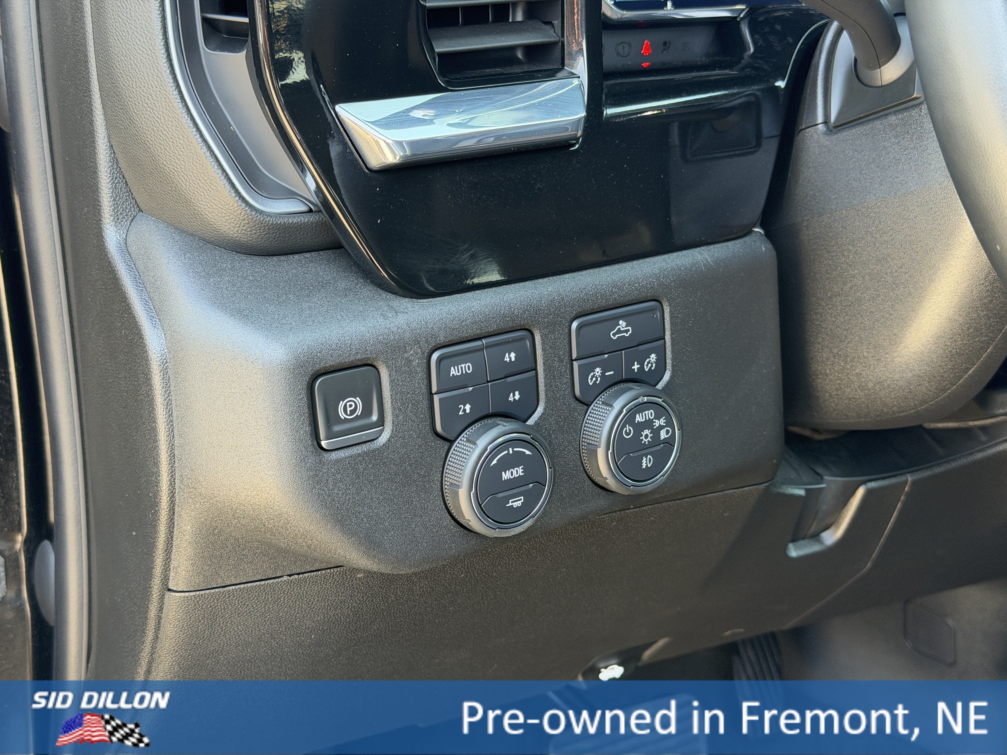 Used 2023 Black Chevrolet RST image 13