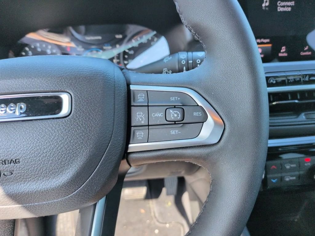 New 2026 Hydro Blue Pearlcoat Jeep Limited image 22