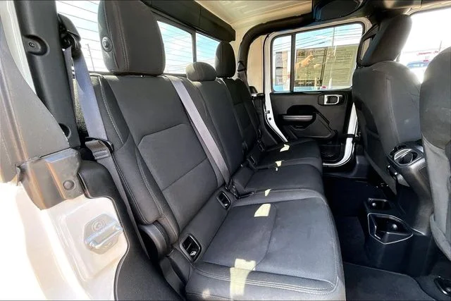Used 2021 White Jeep Sport image 20