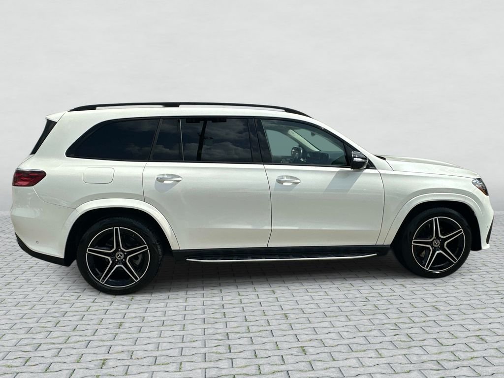 Used 2024 MANUFAKTUR Diamond White Metallic Mercedes-Benz GLS 450 image 4