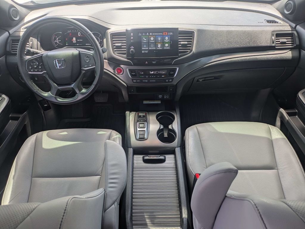 Used 2023 White Honda EX-L image 21
