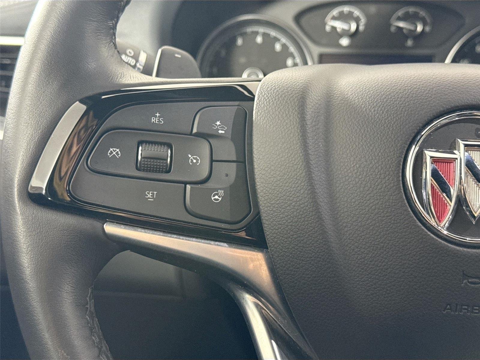 2024 Buick Enclave Essence - Photo 17