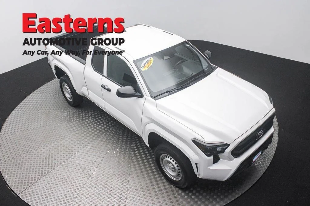 Used 2025 White Toyota SR image 3