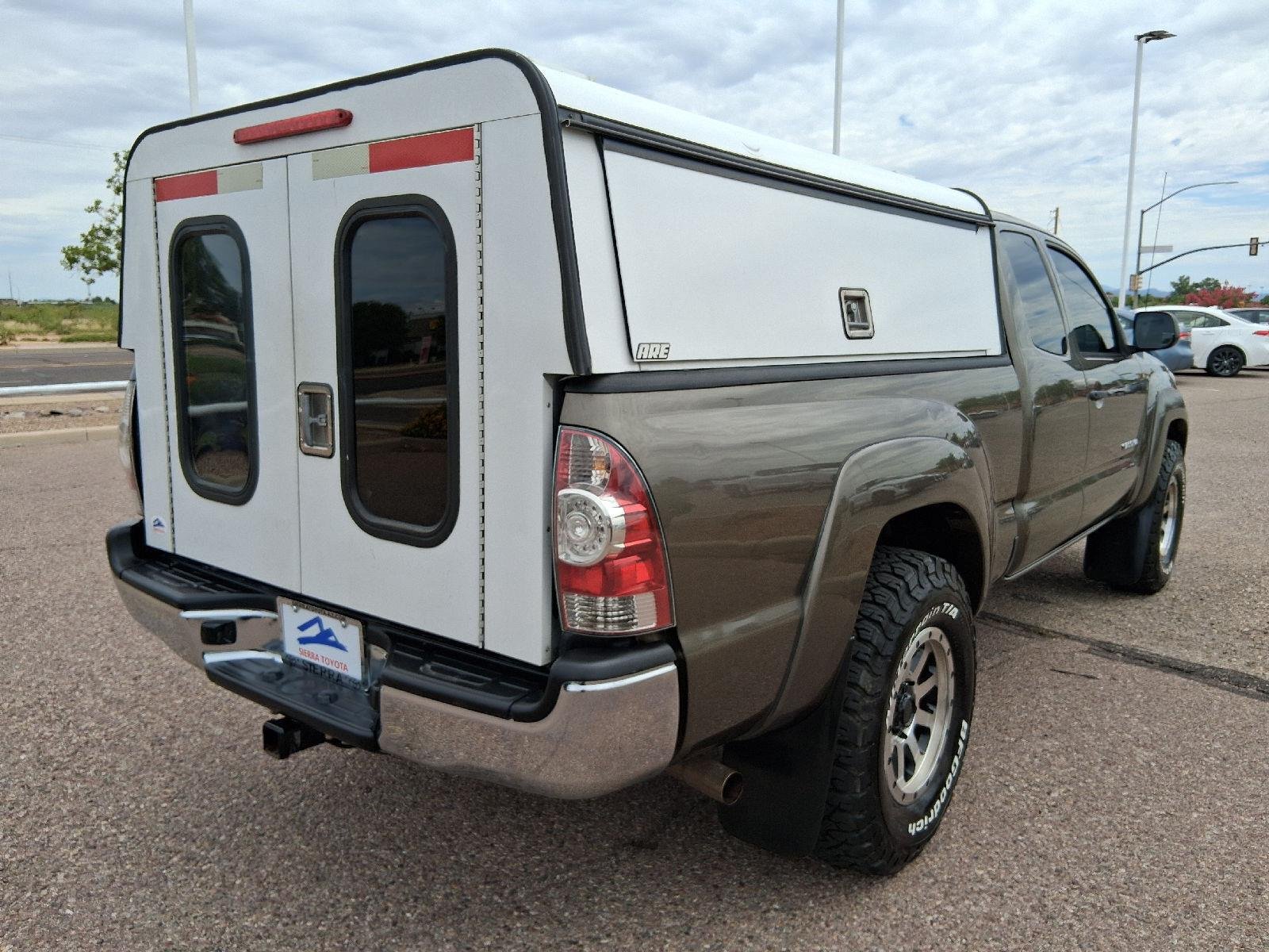 Used 2009 Pyrite Mica Toyota PreRunner image 6