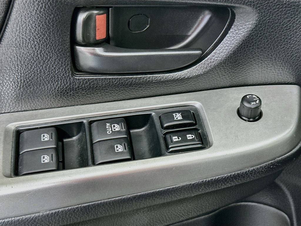 Used 2015 Dark Gray Metallic Subaru 2.0i image 18