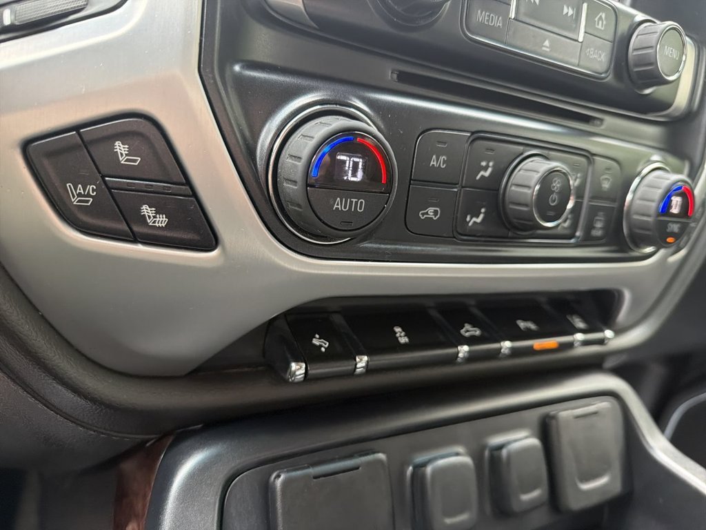 Used 2015 Black GMC SLT image 17