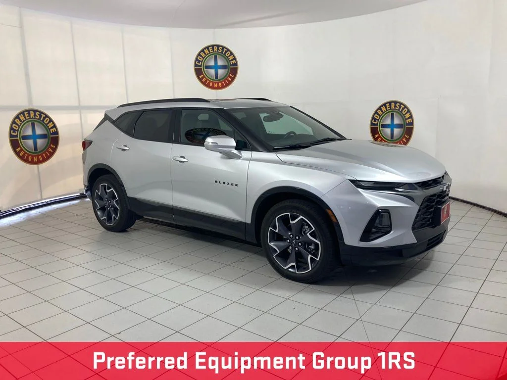 Used 2022 Silver Chevrolet RS image 8