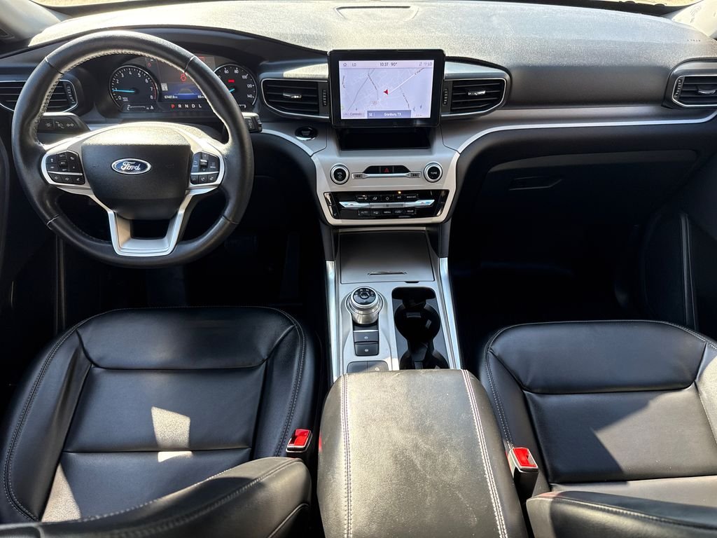 Used 2023 Black Ford XLT image 10