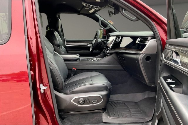 Used 2022 Red Jeep Series III image 7