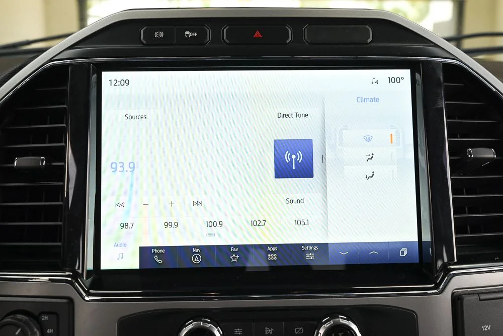 Used 2022 Black Ford Lariat image 17