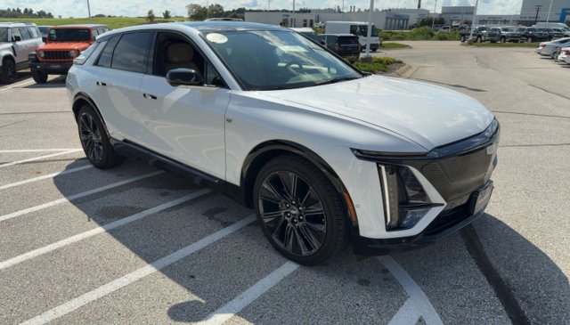 2025 Cadillac LYRIQ