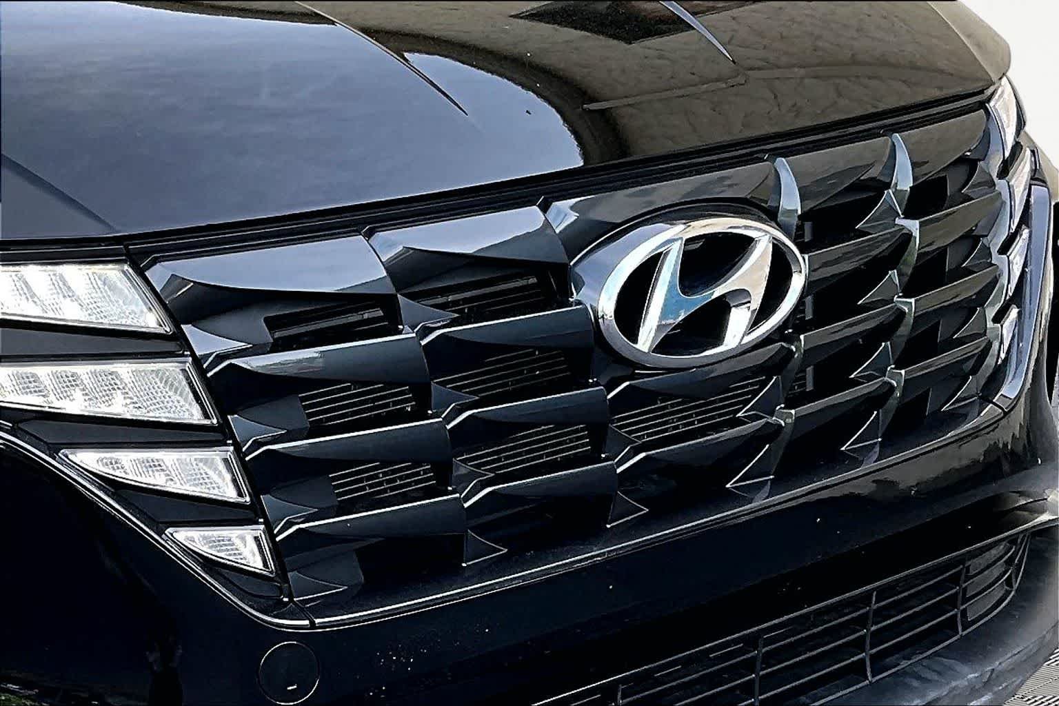 Used 2024 Black Pearl Hyundai SEL image 28