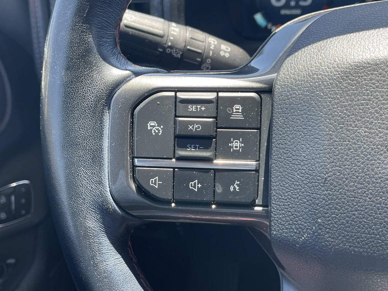 Used 2023 Blue Ford Limited image 26