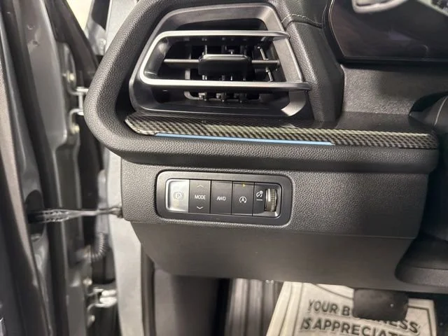 Used 2025 Sterling Gray Metallic Chevrolet High Country image 37