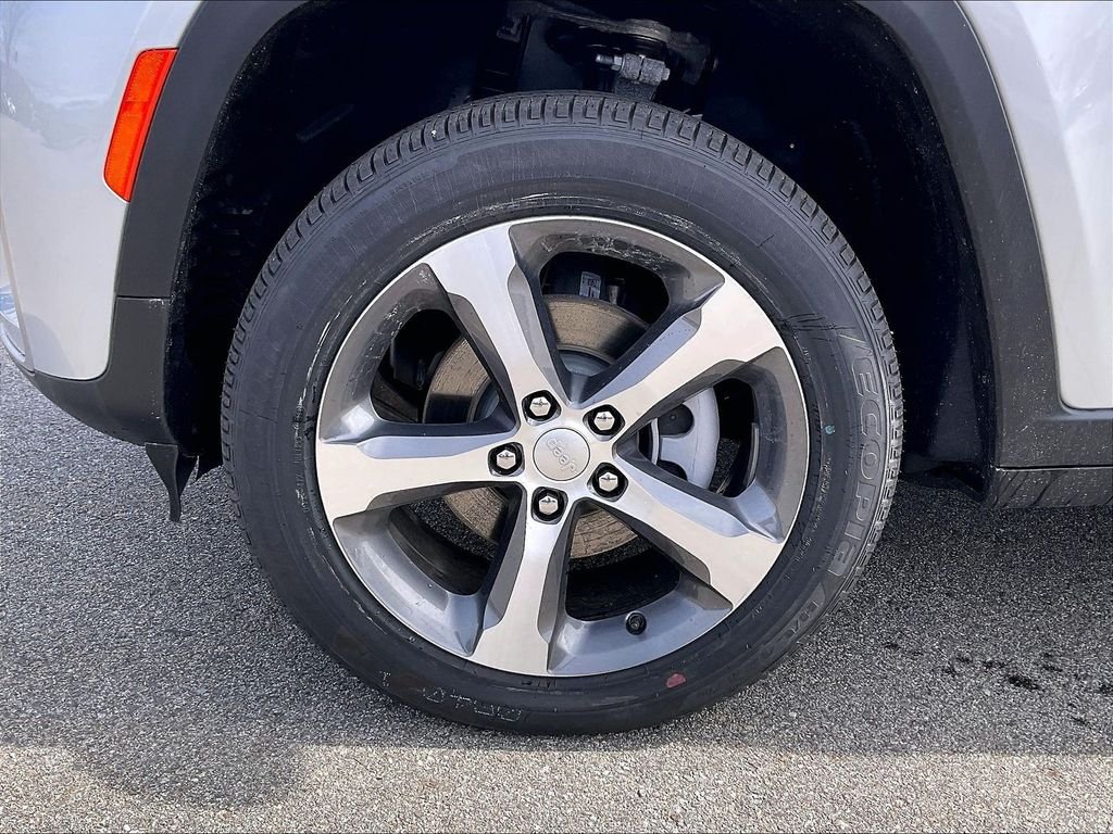 New 2026 Silver Zynith Jeep Limited image 8
