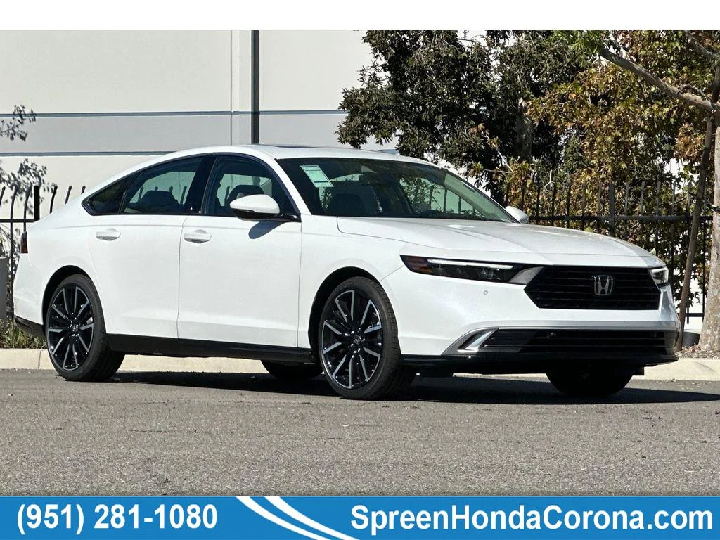 New 2026 Platinum White Pearl Honda Touring image 1