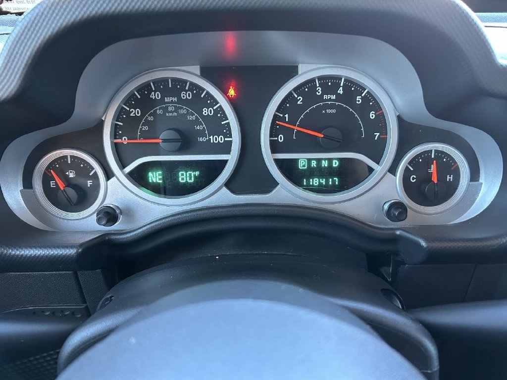 Used 2010  Jeep Unlimited Sport image 30