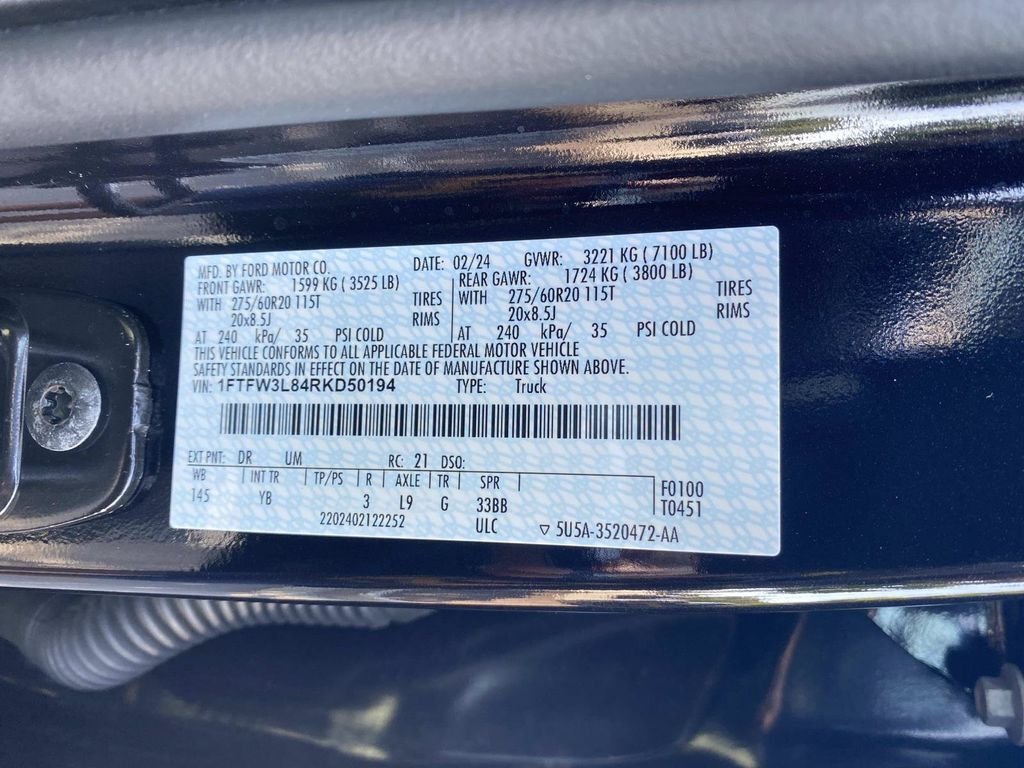 Certified Used 2024 Avalanche Ford XLT image 21