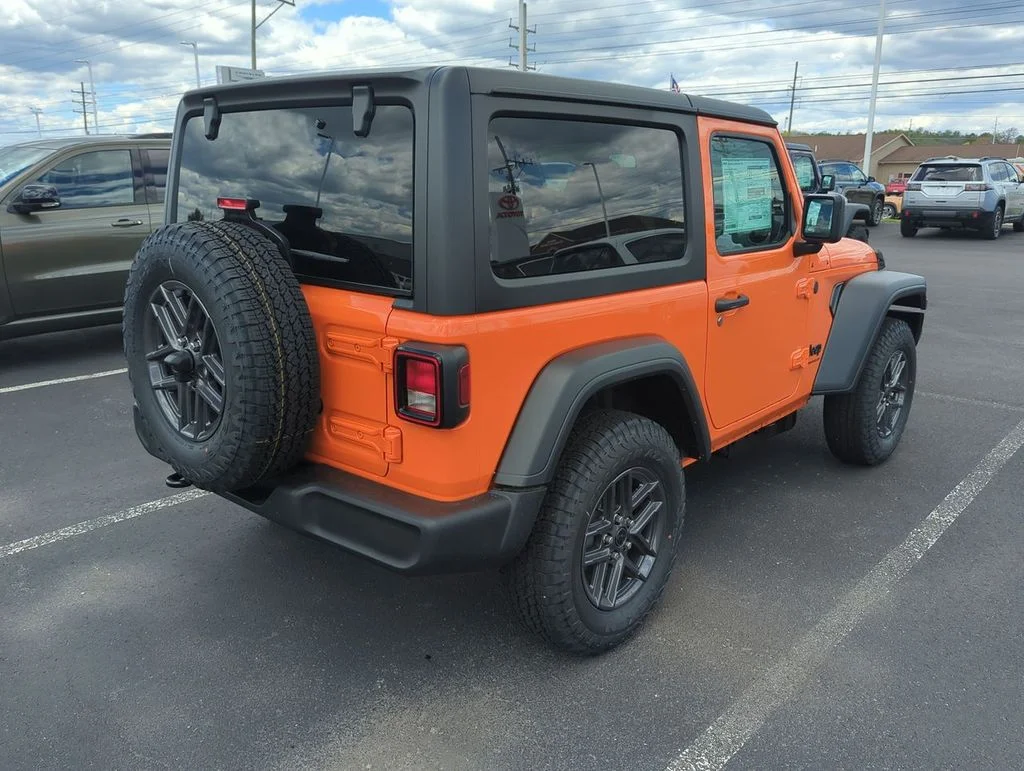 New 2026 Joose Jeep Sport S image 8