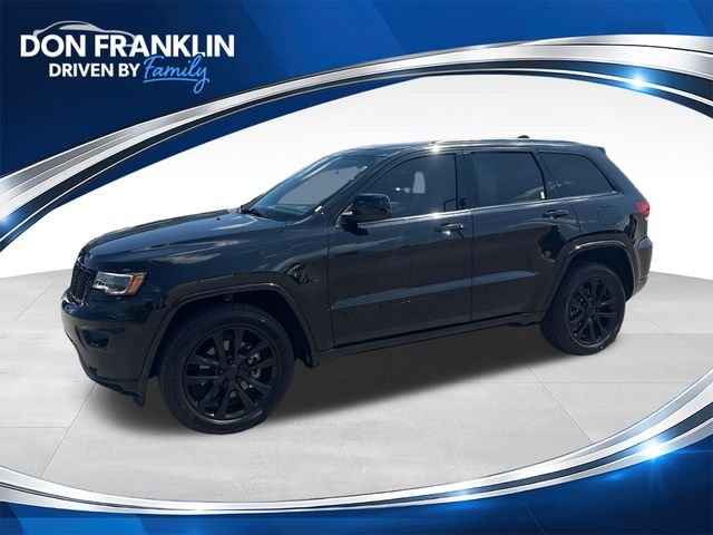 Used 2021 Black Jeep Laredo X image 1