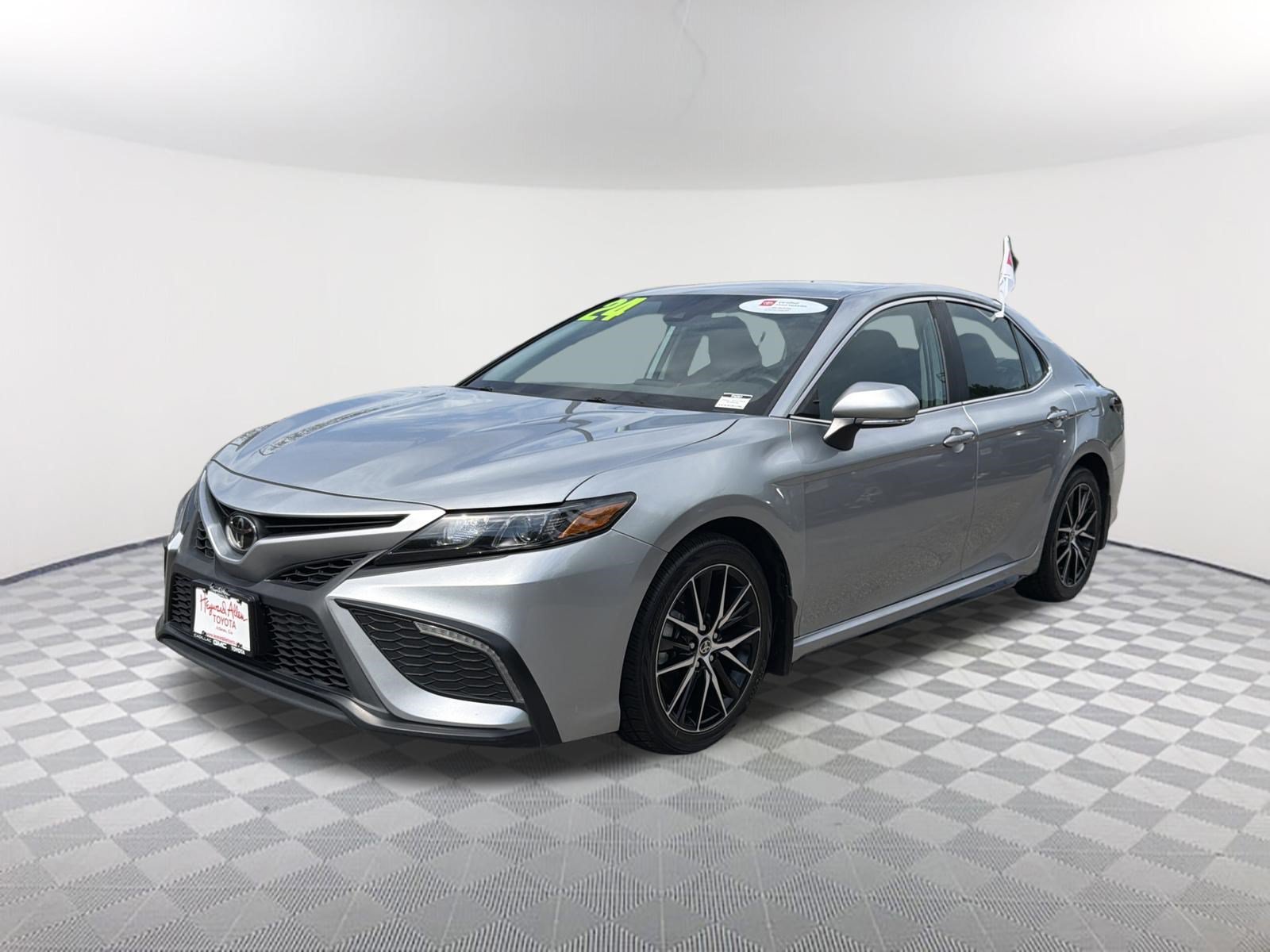 Certified Used 2024 Celestial Silver Metallic Toyota SE image 3