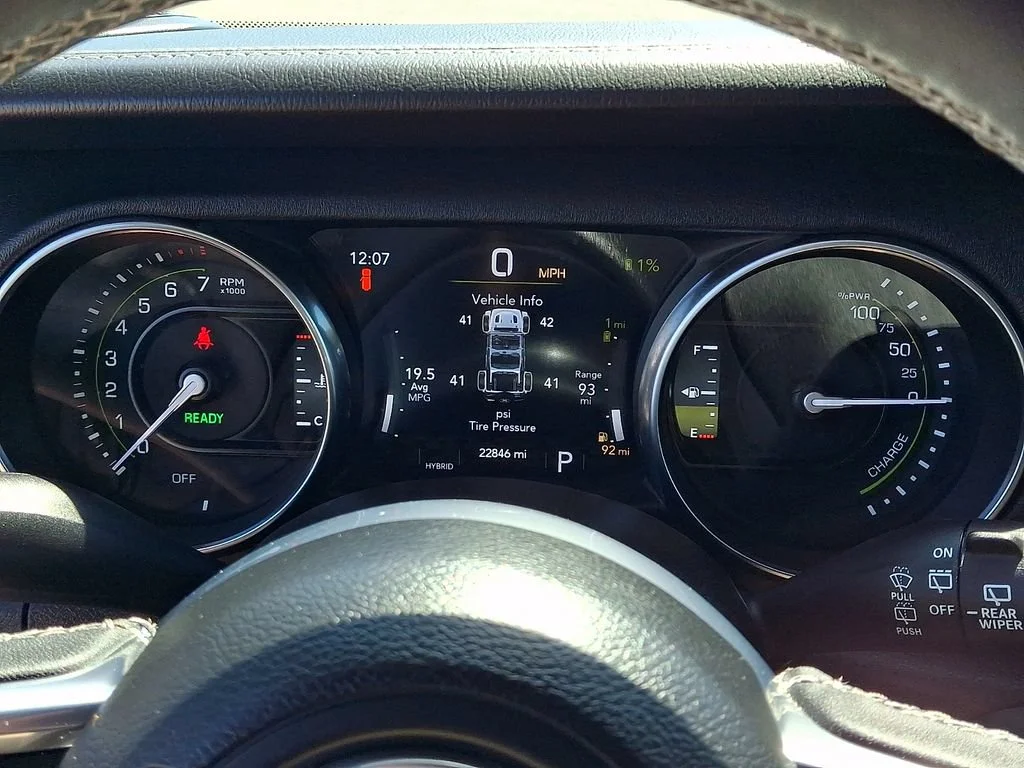 Used 2023 Bright White Clearcoat Jeep Sahara image 26