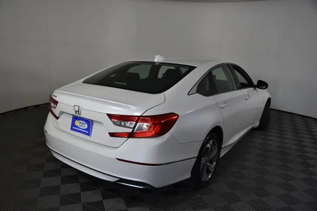 Used 2018  Honda EX-L image 6